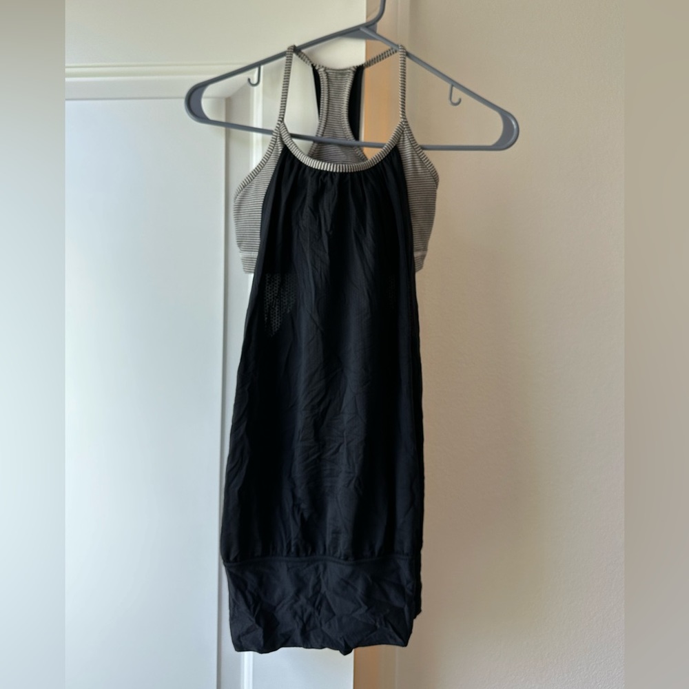 Lululemon tank top